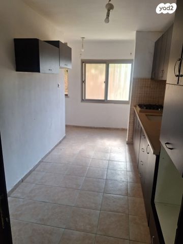 דירה, רחבת צפת 42, שכונה ט', באר שבע