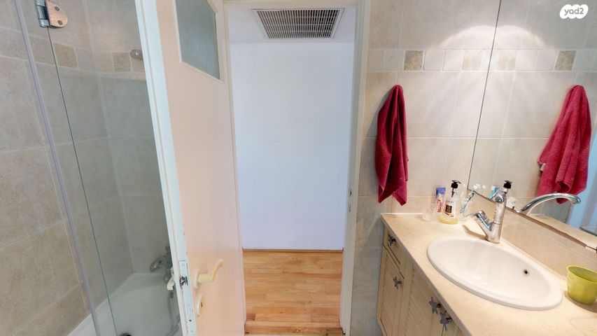 דירה, רמב"ם 34, מרכז דרום, רעננה