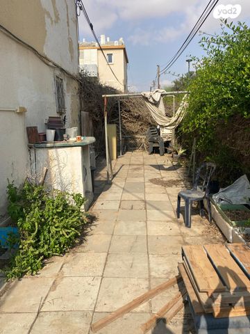 דירה, שמעון בר גיורא 5, שכונה ד', באר שבע