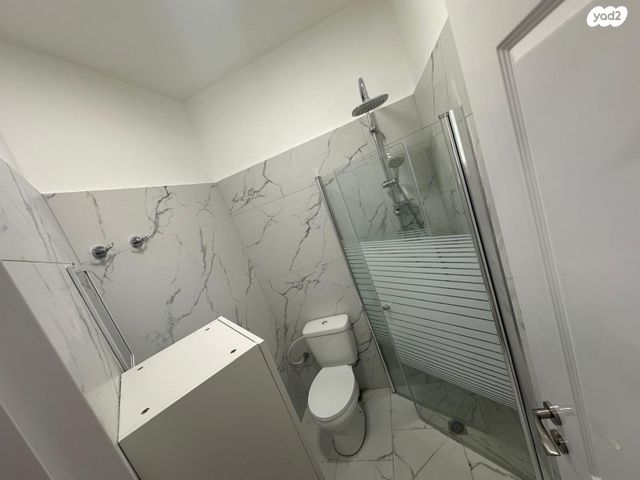 דירה, הברוש 1, נווה ירק, נווה ירק