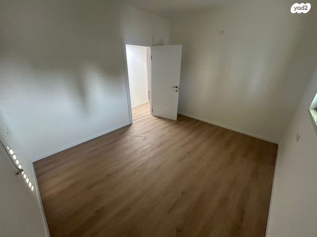 דירה, שמואל הנציב 25, צפון מערב מרכז העיר, נתניה