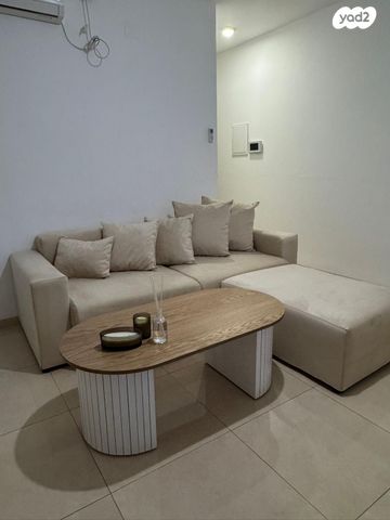 דירה, המלך דוד 22, גבעת אוסישקין, נהריה