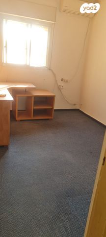 דירה, אפרסמון 2, נווה עמל, הרצליה