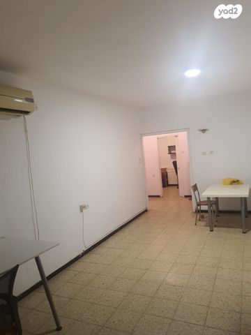 דירה, הרצל 19, הגבול רוטשילד, בת ים