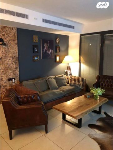 דירה, יוסף קארו 27, מונטיפיורי, הרכבת, תל אביב יפו