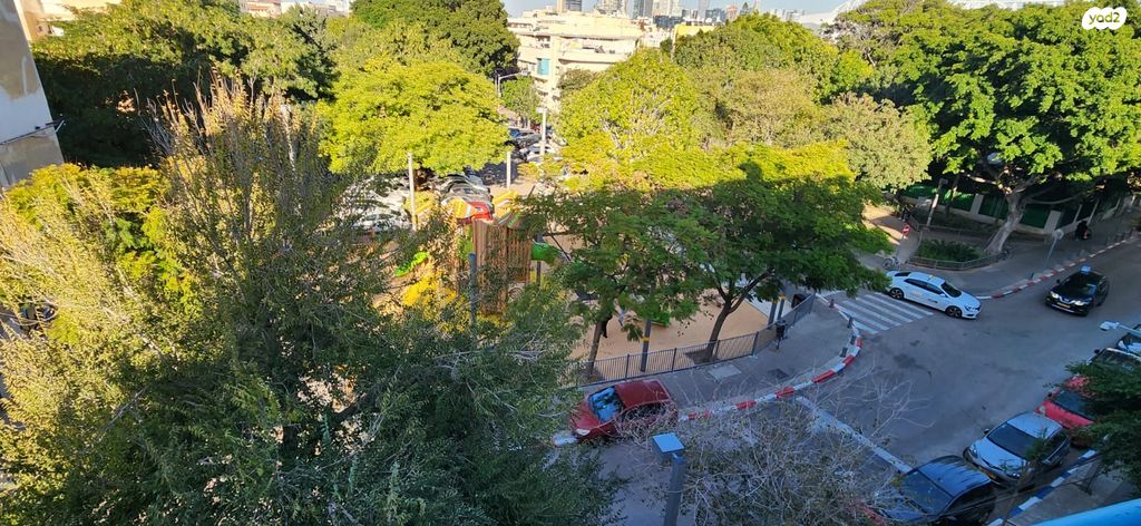 דירה, יהודה הימית 21, צהלון, שיכוני חסכון, תל אביב יפו