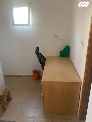 דירה, שמעון בר גיורא 5, שכונה ד', באר שבע