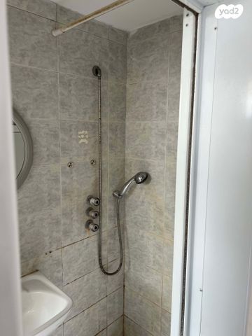 מרתף/ פרטר, הרב אלנקווה 90, נווה אליעזר וכפר שלם מזרח, תל אביב יפו