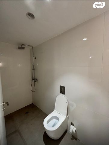 יחידת דיור, עוזי חיטמן 6, הרצליה ב', הרצליה