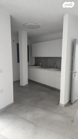 סולטאן באשא אלאטרש 1