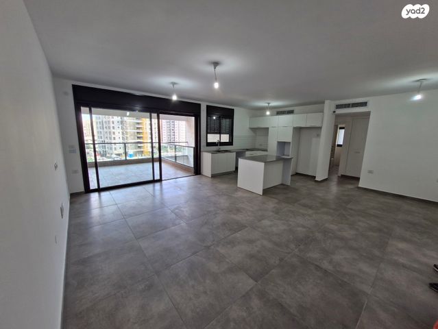 יצחק שמיר 11