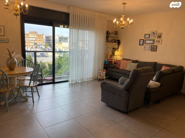 חיים ארלוזורוב 17