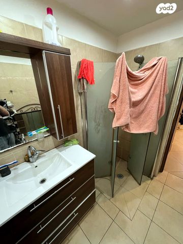 דירה, הזית 3, ניצנה, בת ים