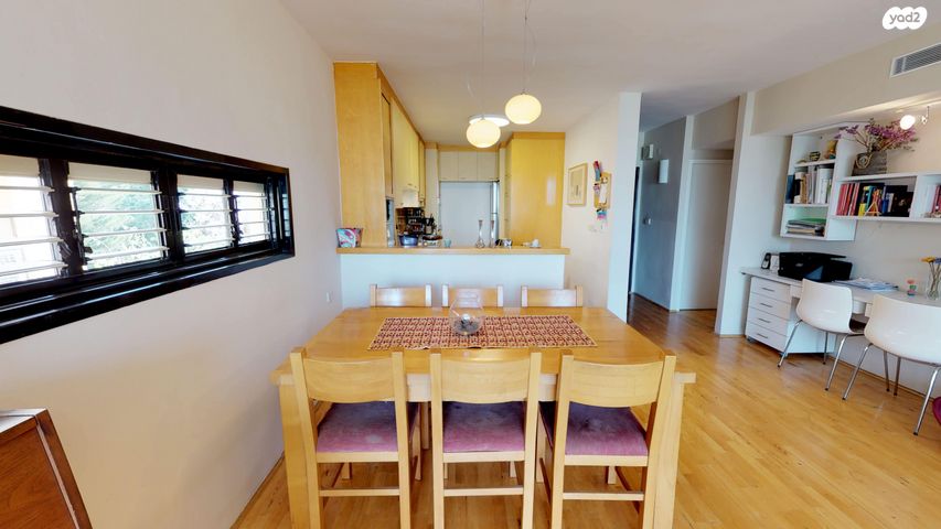 דירה, רמב"ם 34, מרכז דרום, רעננה