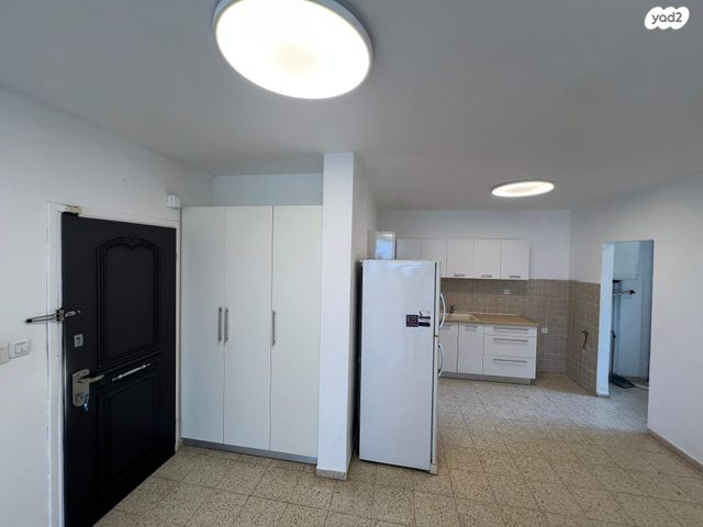 דירה, שדרות בן אב"י 44, נוף הטיילת, נתניה