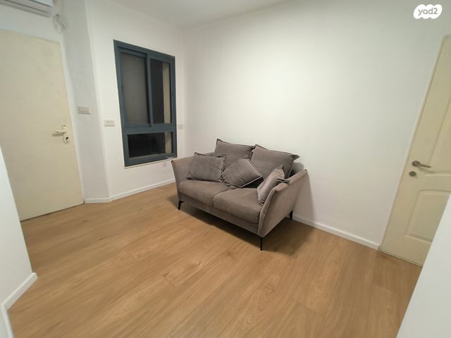 שדרות הגליל 102