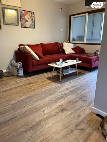 דירה, אח"י דקר 33, נווה שרת, תל אביב יפו