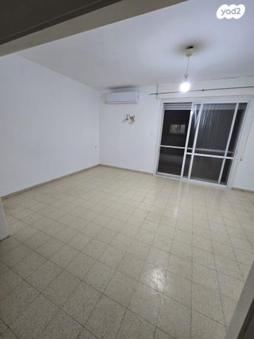 דירה, הרצל 41, עיר, מרכז העיר, נהריה