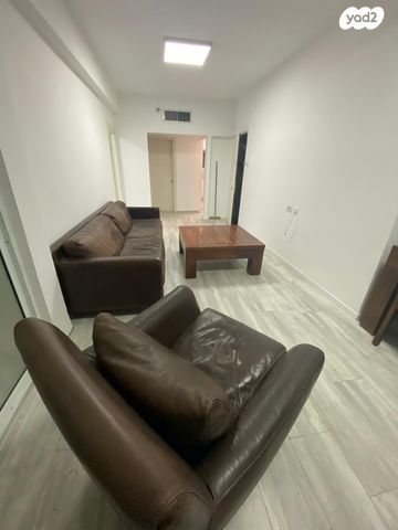 דירה, שדרות קוגל 14, גרין ועם, חולון