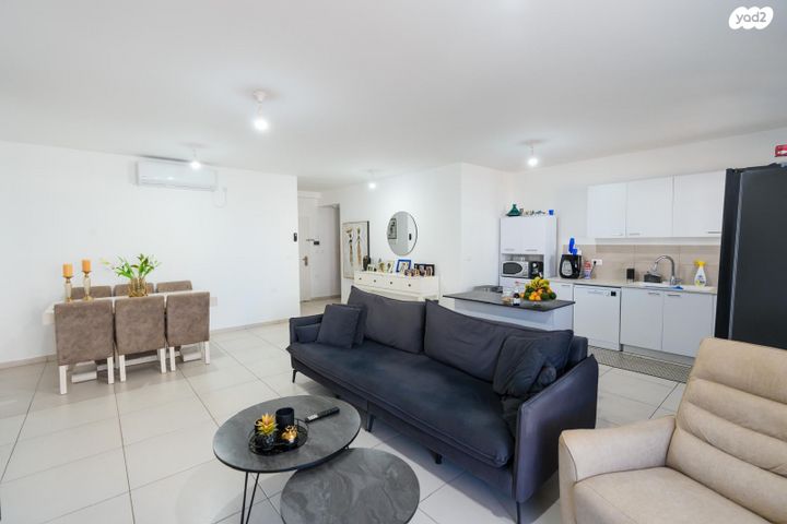 דירה, אור ים, אור עקיבא