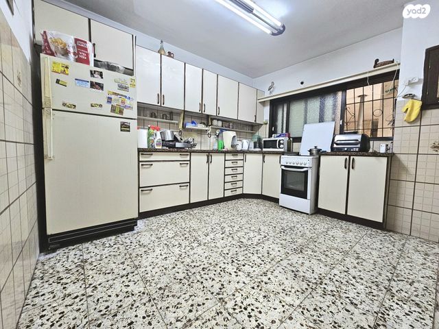 דירה, הירדן 57, נווה רם, שיכון מזרחי, רמת גן