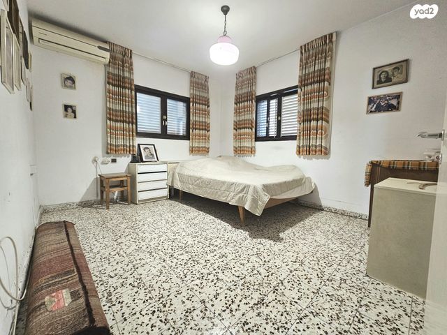 דירה, הירדן 57, נווה רם, שיכון מזרחי, רמת גן