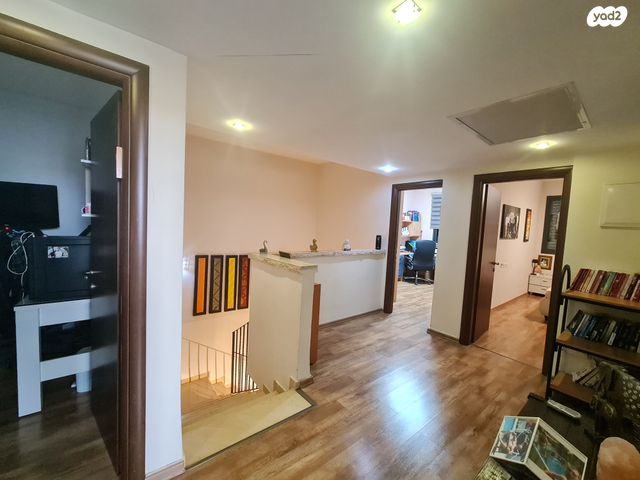 דו משפחתי, גן יבנה מערב, גן יבנה