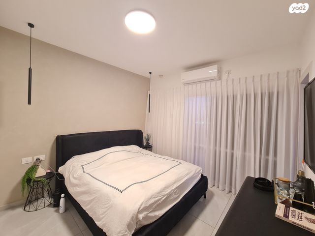 דו משפחתי, גן יבנה מערב, גן יבנה