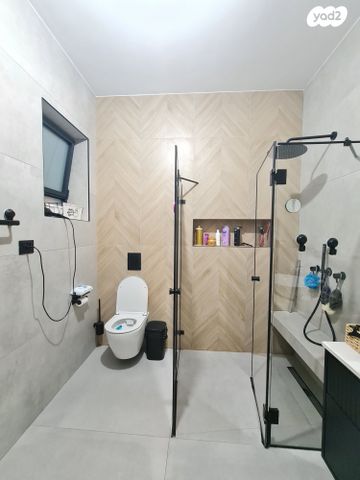 בית פרטי/ קוטג', גן יבנה מערב, גן יבנה