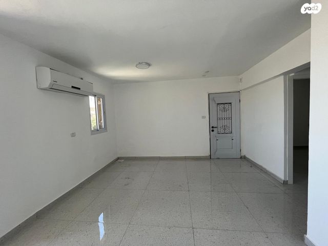 דירה, דימונה