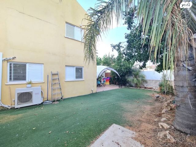 בית פרטי/ קוטג', נאות המכבים, גן יבנה