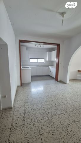 בית פרטי/ קוטג', נווה נאמן, הוד השרון