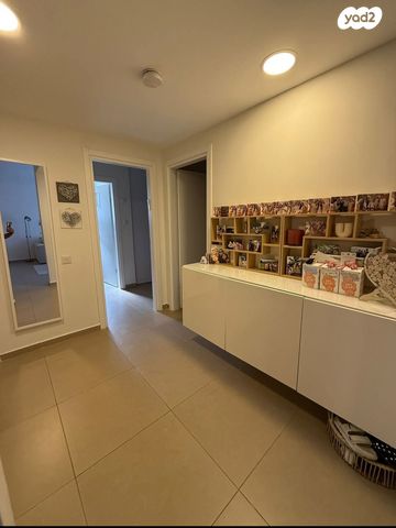 דירה, הנביאים, הנביאים, מודיעין מכבים רעות