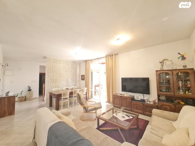 נאות הפרחים