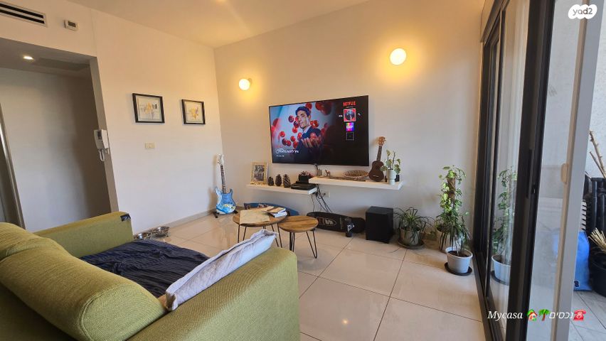 דירה, יבנה, כיסופים, כפר סבא