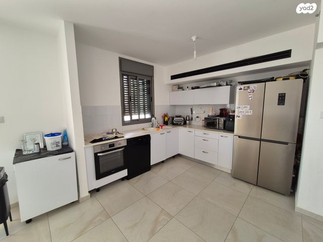 דירה, נתיבות מערב, נתיבות