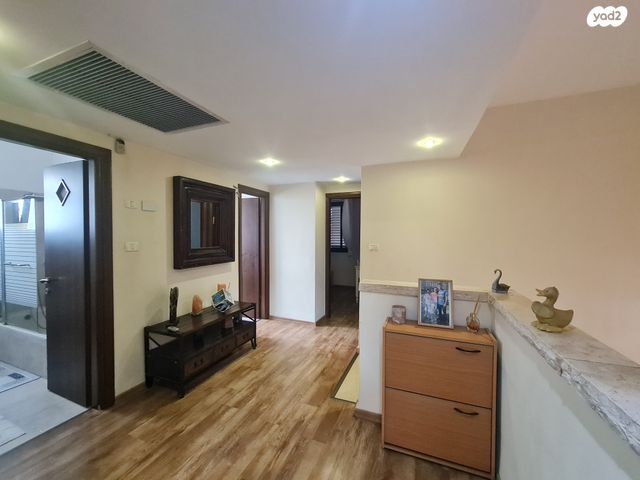 דו משפחתי, גן יבנה מערב, גן יבנה