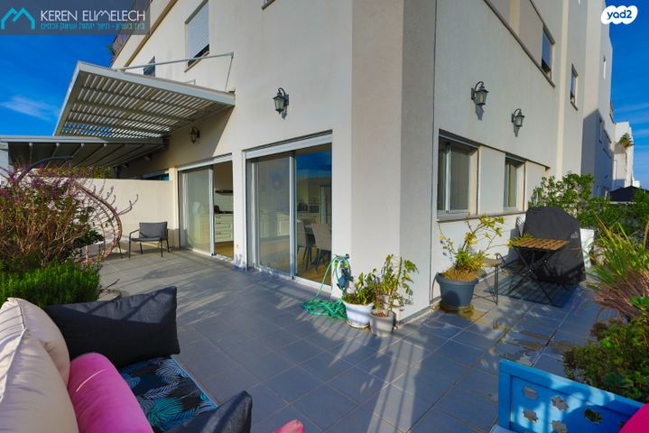 דופלקס, תל מונד