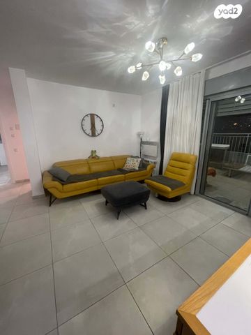 דירה, אדמונד סחייק, מלחה, מנחת, ירושלים