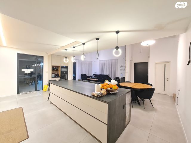 בית פרטי/ קוטג', גן יבנה מערב, גן יבנה