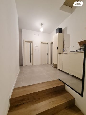 בית פרטי/ קוטג', גן יבנה מערב, גן יבנה