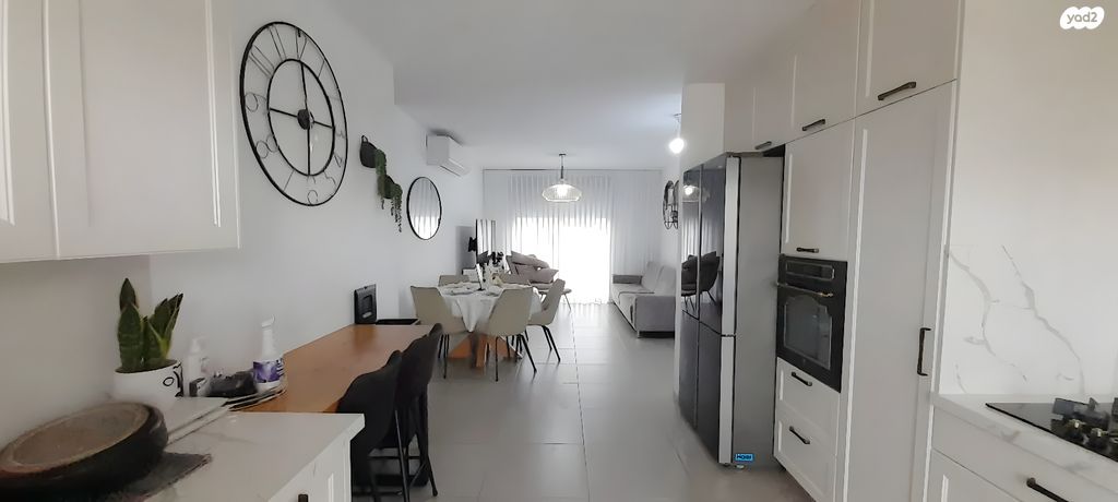 שרה אהרונסון 