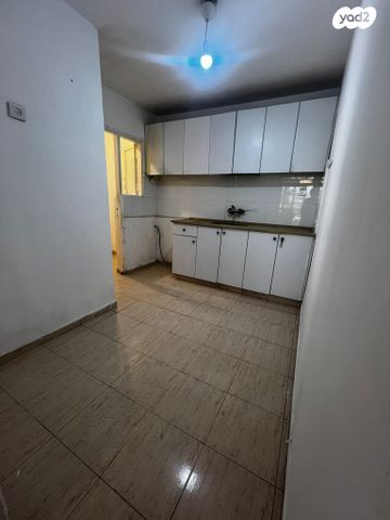 דירה, הרב מצליח 9, בני ברק