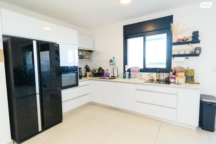 דירה, אור ים, אור עקיבא