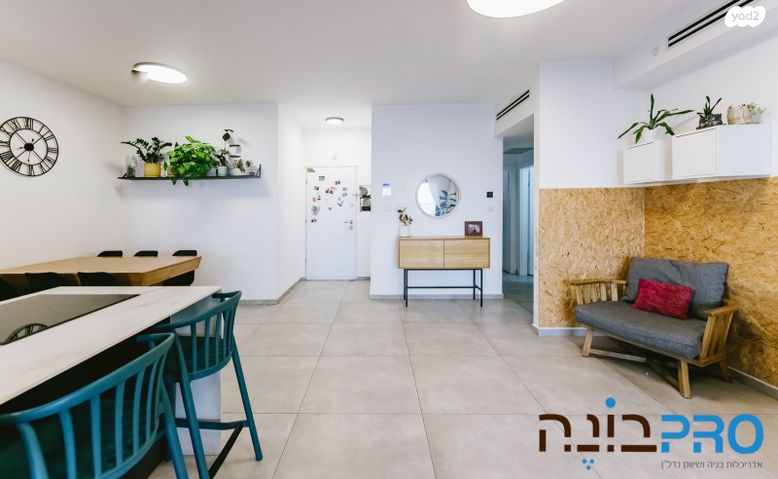 דירה, זכריה חתוכה, נווה מרמורק, רחובות