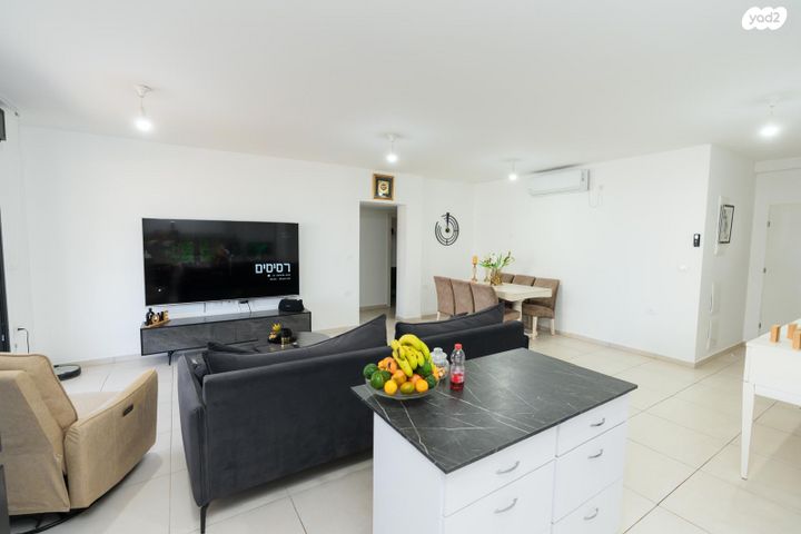 דירה, אור ים, אור עקיבא