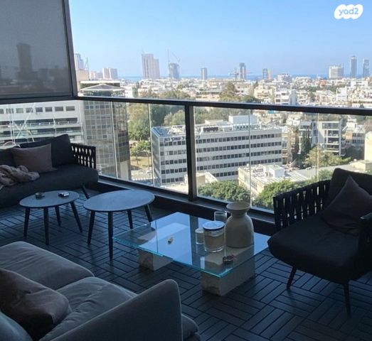 דירה, קניוק יורם, גני שרונה, קרית הממשלה, תל אביב יפו