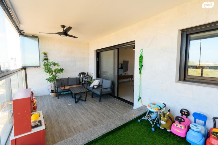 דירה, אור ים, אור עקיבא