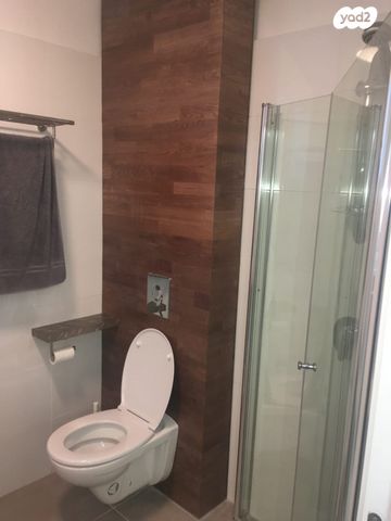 מרתף/ פרטר, שושנת העמקים 21, רמת אמיר, קדימה צורן