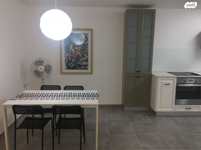 מרתף/ פרטר, שושנת העמקים 21, רמת אמיר, קדימה צורן